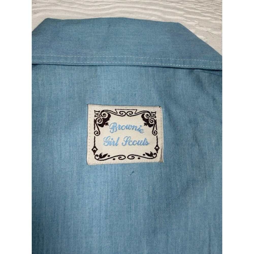 Vintage Girl Scouts Brownie Uniform Set Vest Shirt Shorts Muir Trail USA Patches - Picture 12 of 16